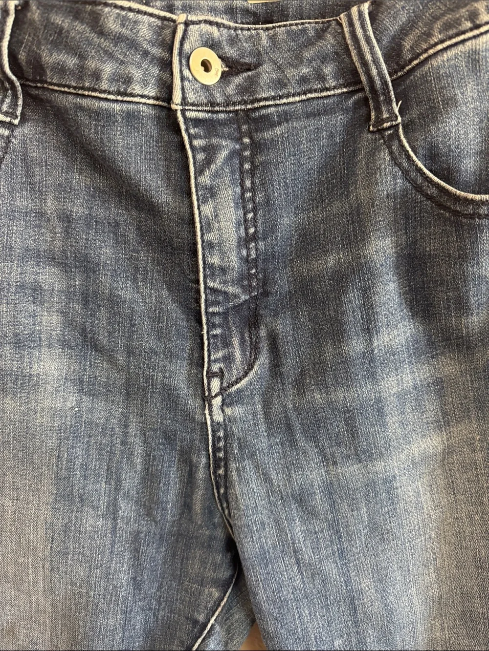 Pilcro Skinny Jeans in Medium Blue Wash